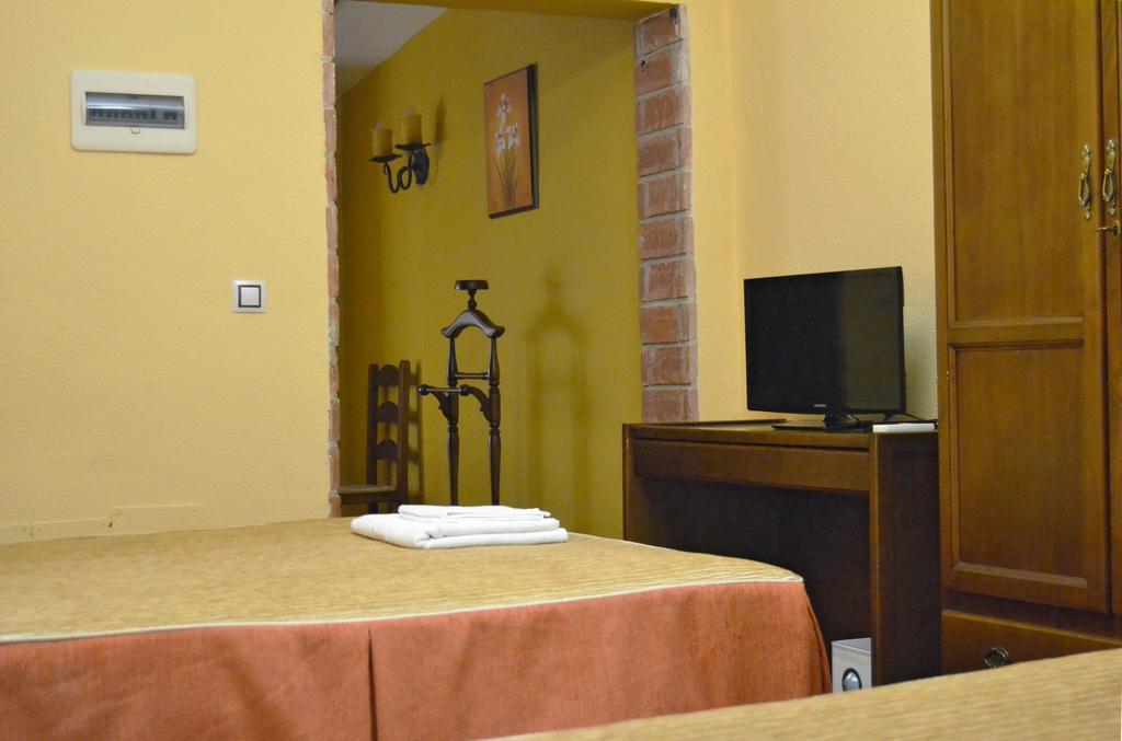 Rural El Mano Hotel Кастрил Екстериор снимка
