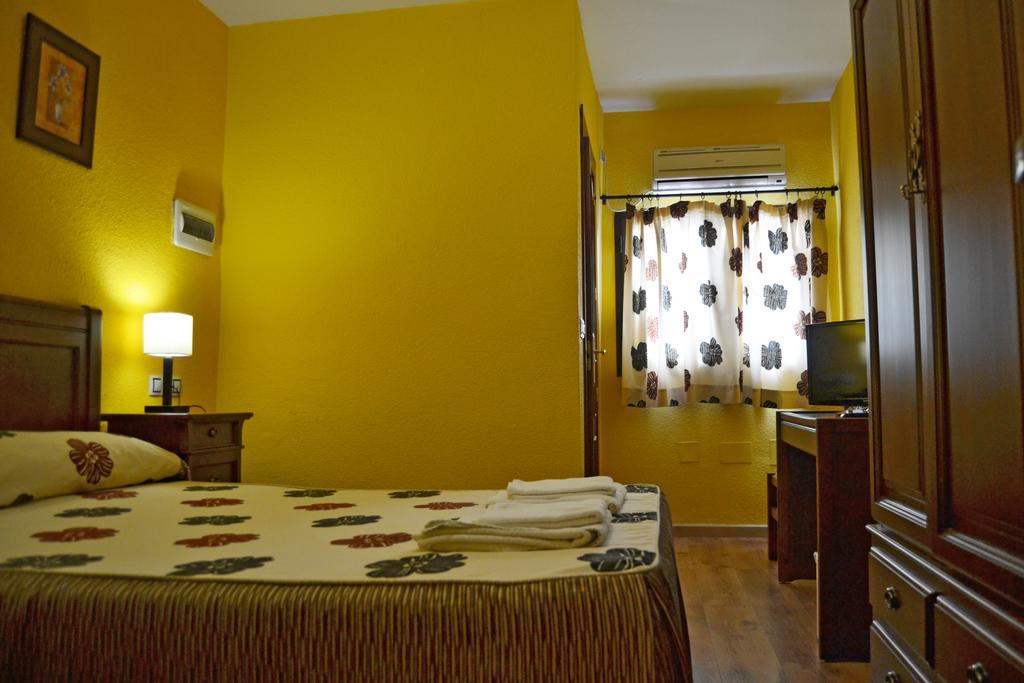 Rural El Mano Hotel Кастрил Екстериор снимка