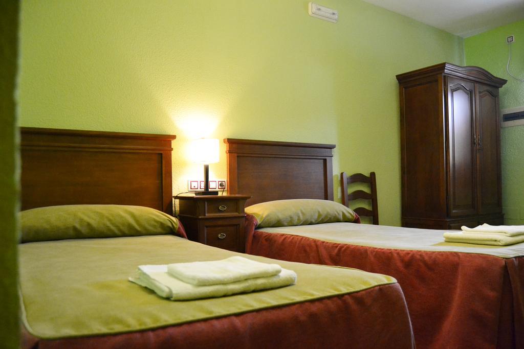 Rural El Mano Hotel Кастрил Екстериор снимка