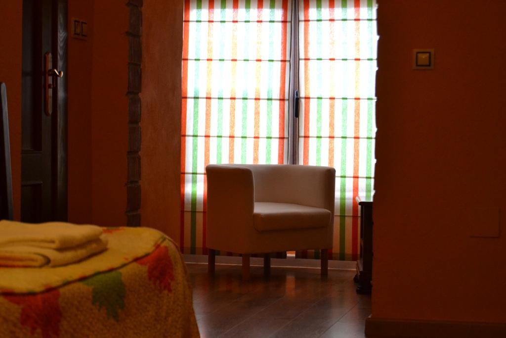 Rural El Mano Hotel Кастрил Екстериор снимка