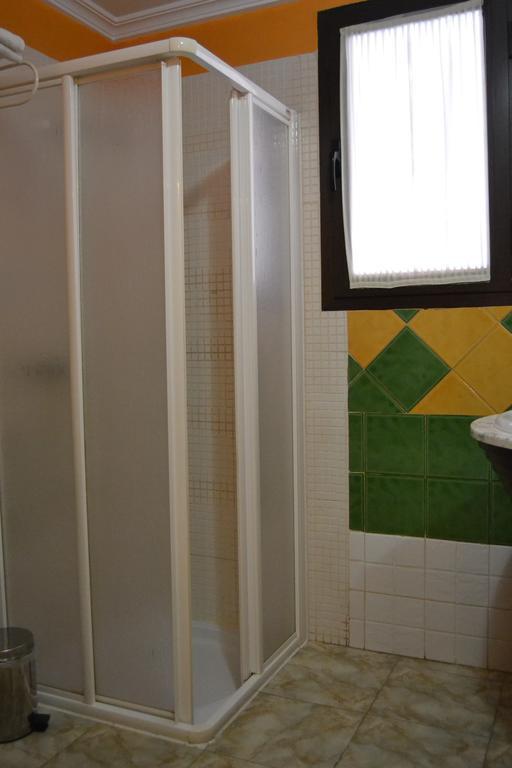 Rural El Mano Hotel Кастрил Екстериор снимка