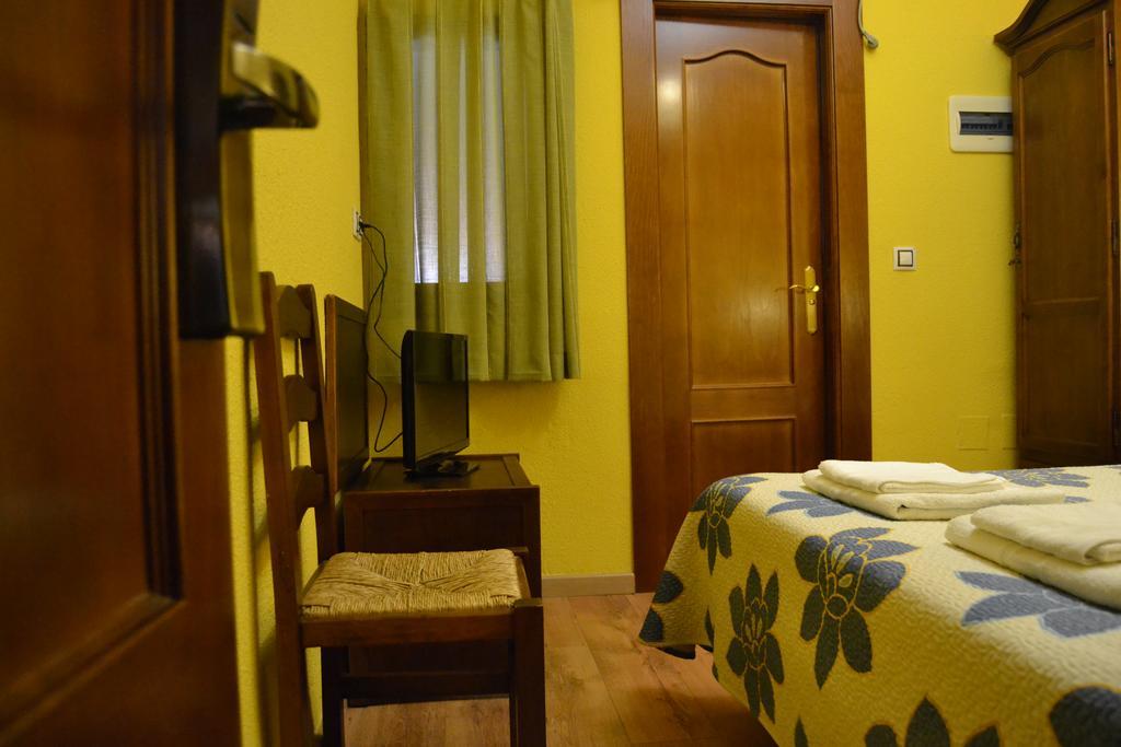 Rural El Mano Hotel Кастрил Екстериор снимка