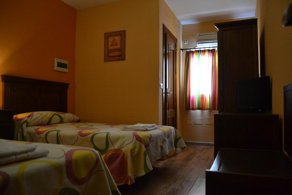 Rural El Mano Hotel Кастрил Екстериор снимка