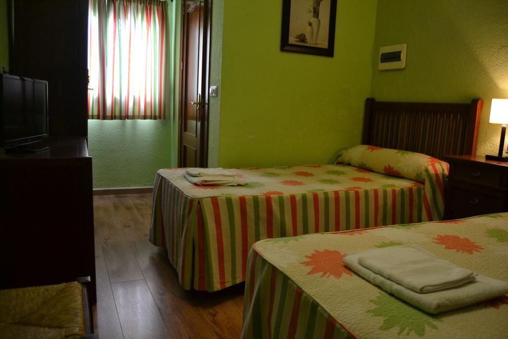Rural El Mano Hotel Кастрил Екстериор снимка