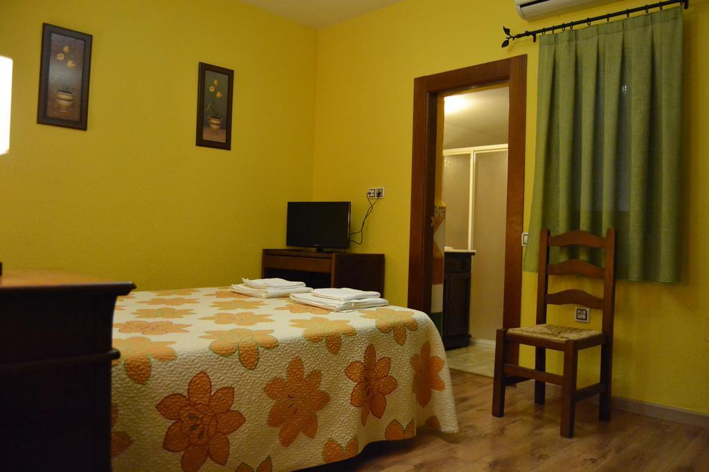 Rural El Mano Hotel Кастрил Екстериор снимка